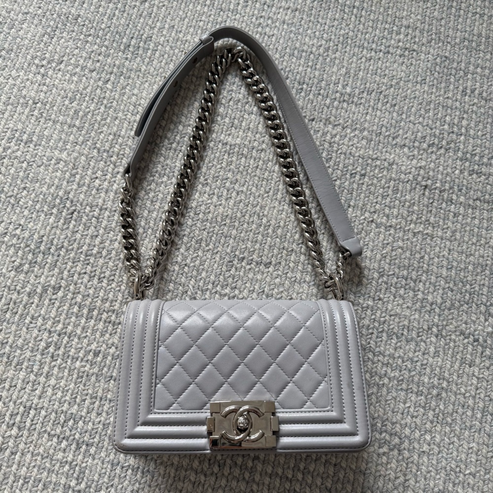 Small CHANEL Boy Bag in gray Lambskin